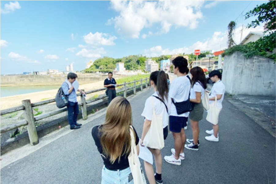 地元の方々と平土野集落でまちあるき